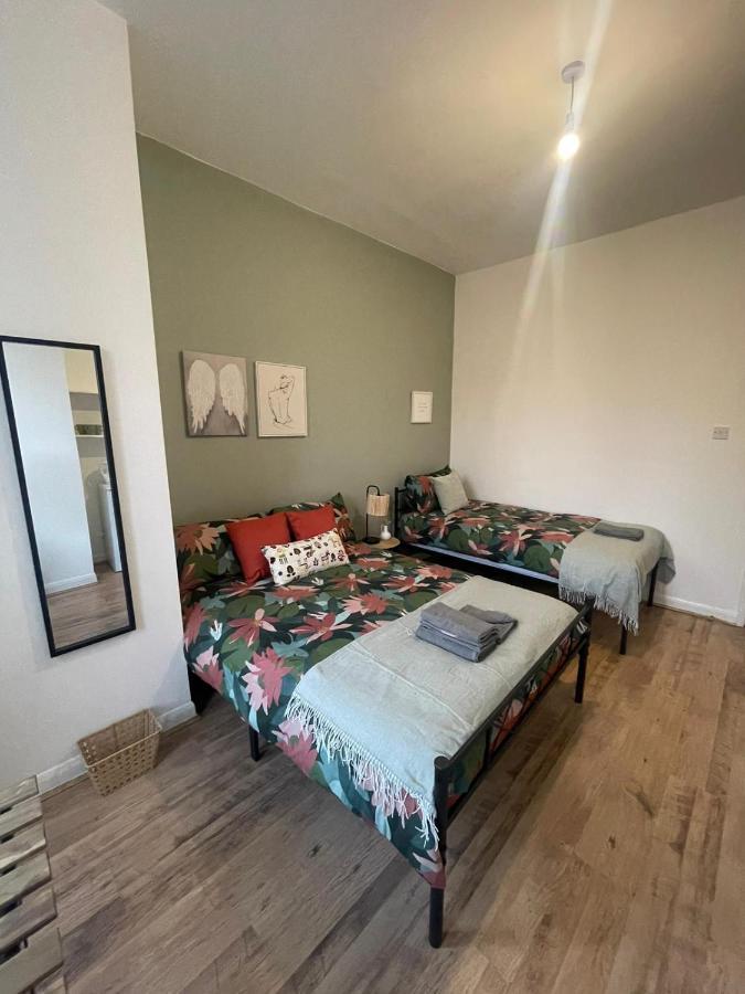 Contemporary Private Near Central Alloggio in famiglia