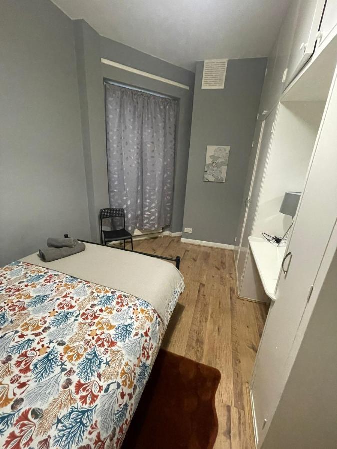Contemporary Private Near Central Alloggio in famiglia Londra