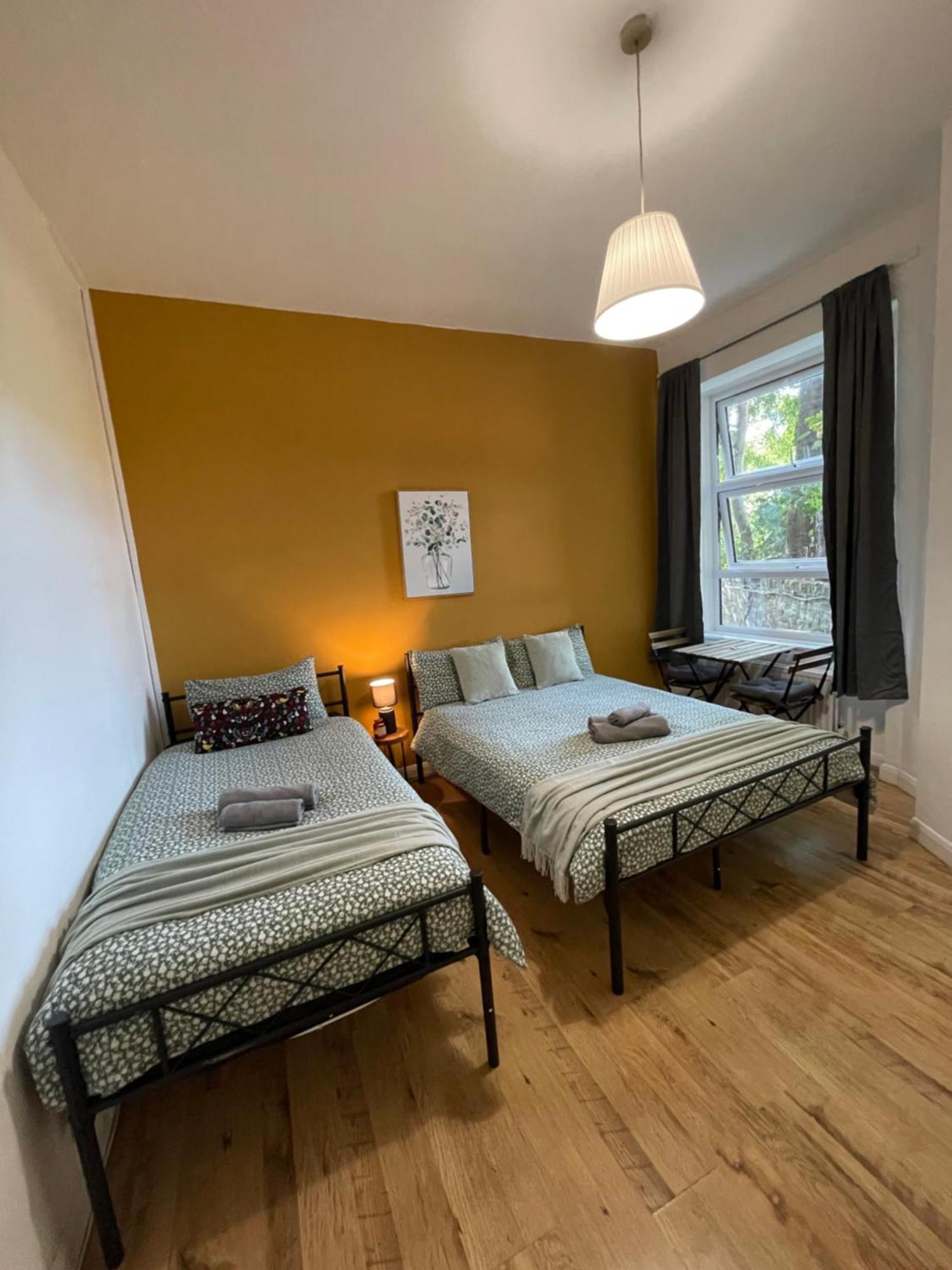Contemporary Private Near Central Alloggio in famiglia