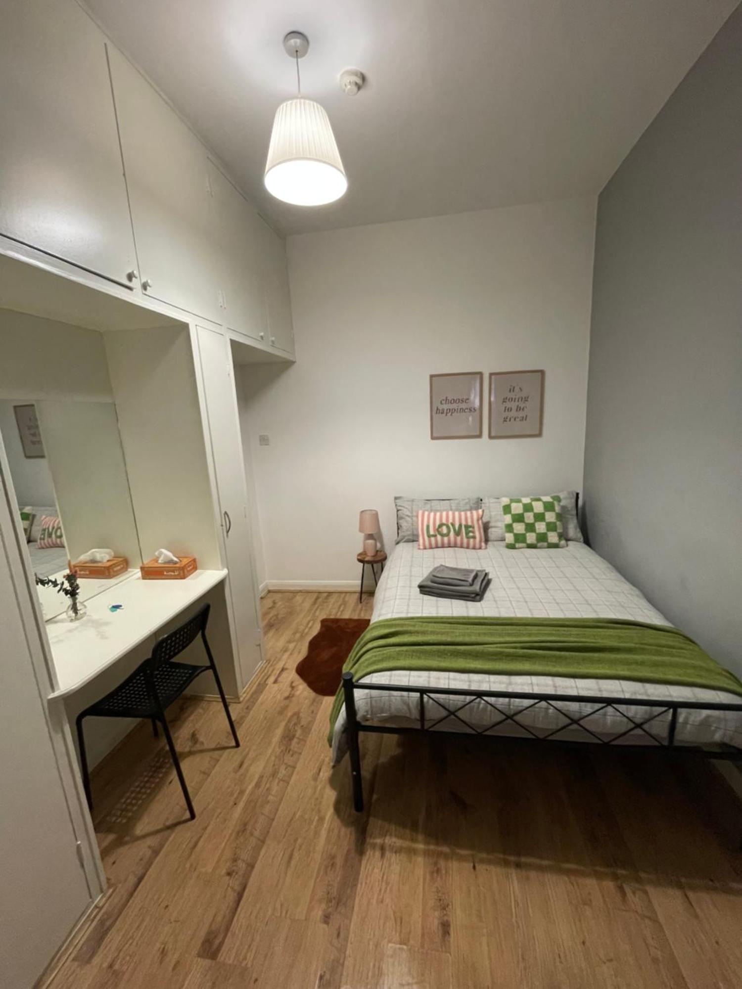 Alloggio in famiglia Contemporary Private Near Central